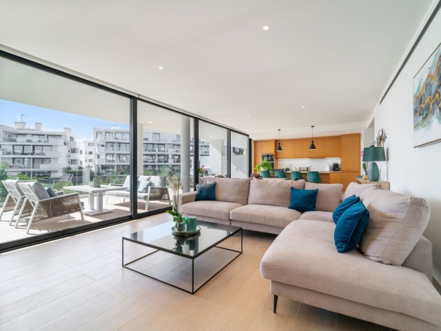 Apartamento con 3 Dormitorios  en Benalmadena