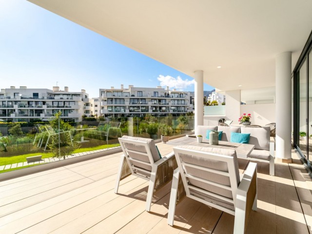 Apartamento con 3 Dormitorios  en Benalmadena