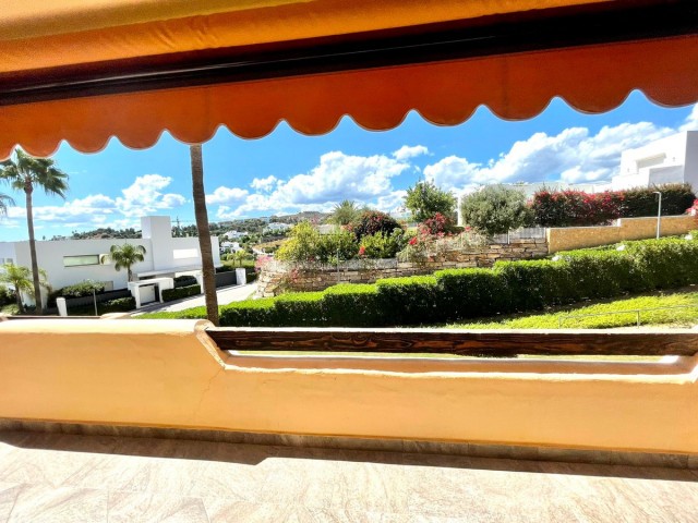 2 Bedrooms Apartment in Benahavís