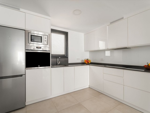 3 Bedrooms Apartment in Puerto Banús