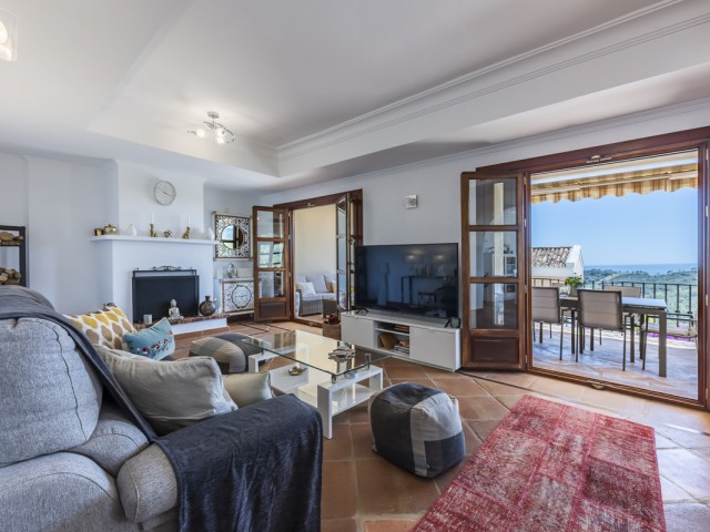 4 Bedrooms Townhouse in Benahavís