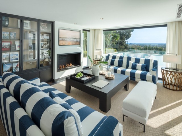 5 Bedrooms Villa in Nueva Andalucía