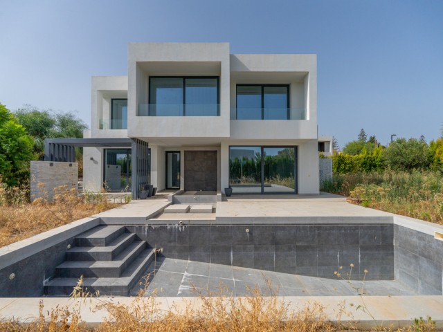 3 Soveroms Villa i New Golden Mile