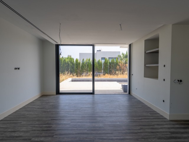 3 Soveroms Villa i New Golden Mile