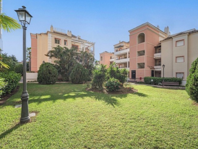 Apartment, Las Brisas, R5164759