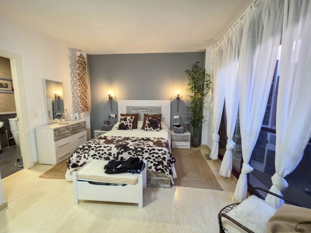 3 Schlafzimmer Apartment in La Duquesa