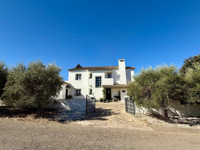 5 Bedrooms Villa in Sotogrande