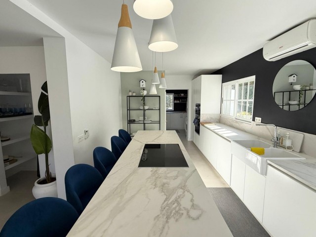 5 Bedrooms Villa in Sotogrande