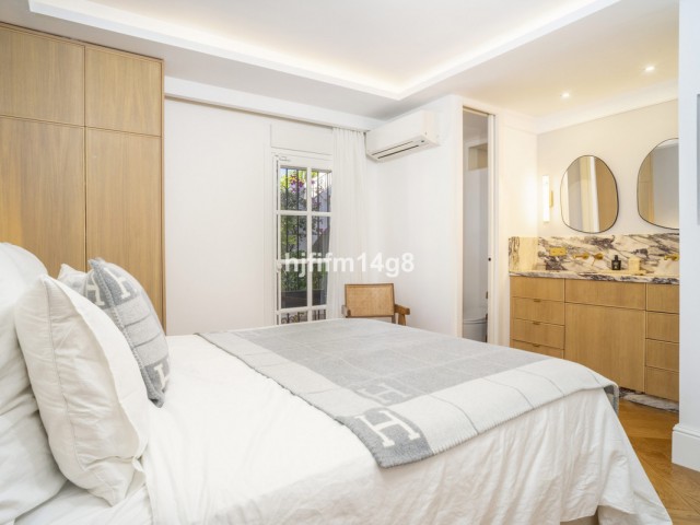 3 Bedrooms Apartment in Nueva Andalucía