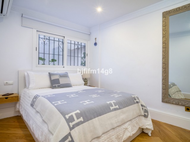 3 Bedrooms Apartment in Nueva Andalucía
