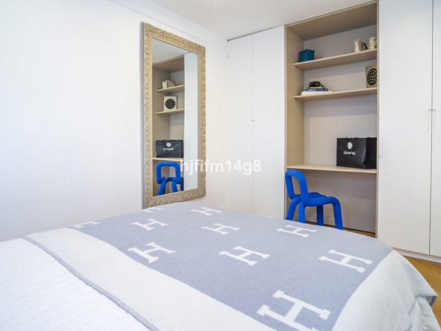 3 Bedrooms Apartment in Nueva Andalucía