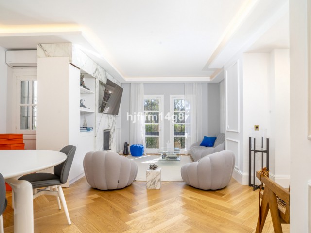 3 Bedrooms Apartment in Nueva Andalucía