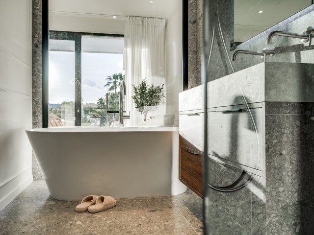 4 Sovrums Radhus i Nueva Andalucía