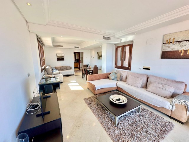 Penthouse in Estepona
