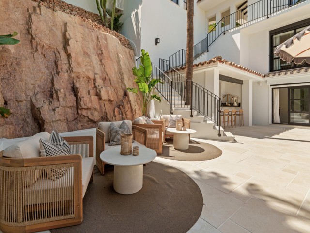 6 Bedrooms Villa in Nueva Andalucía
