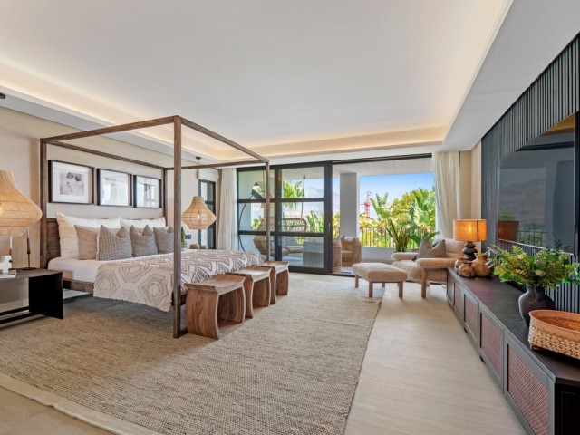 6 Bedrooms Villa in Nueva Andalucía