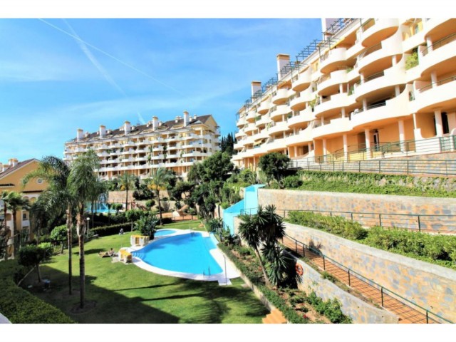 3 Bedrooms Apartment in Nueva Andalucía