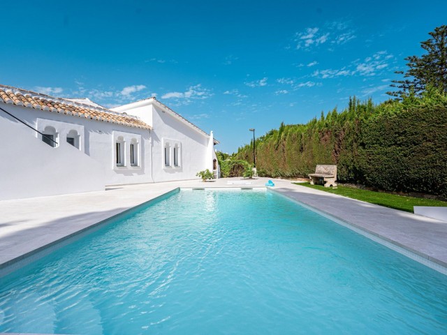 4 Bedrooms Townhouse in El Chaparral