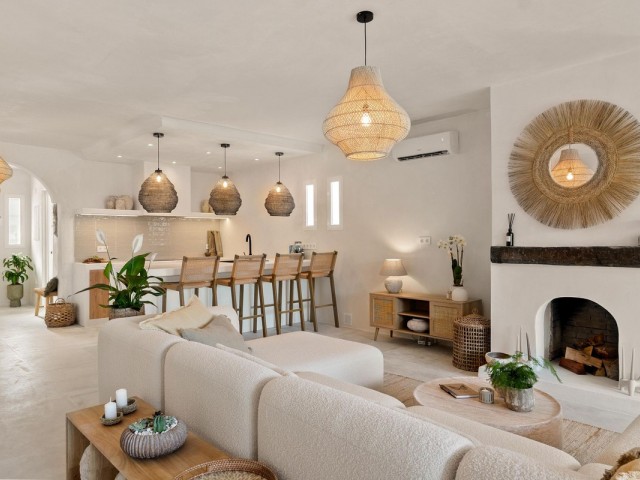 4 Bedrooms Townhouse in El Chaparral