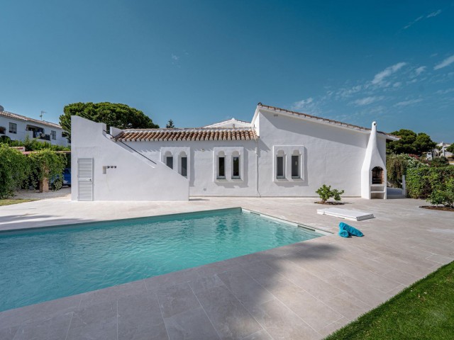 4 Bedrooms Townhouse in El Chaparral