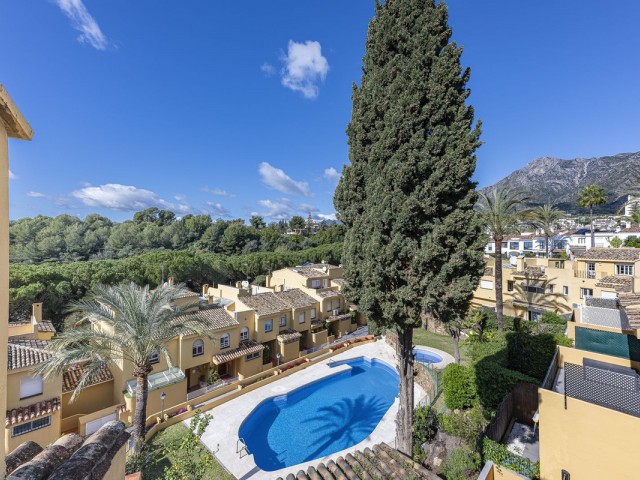 3 Slaapkamer Rijtjeshuis in Marbella