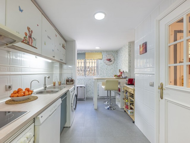 3 Slaapkamer Rijtjeshuis in Marbella