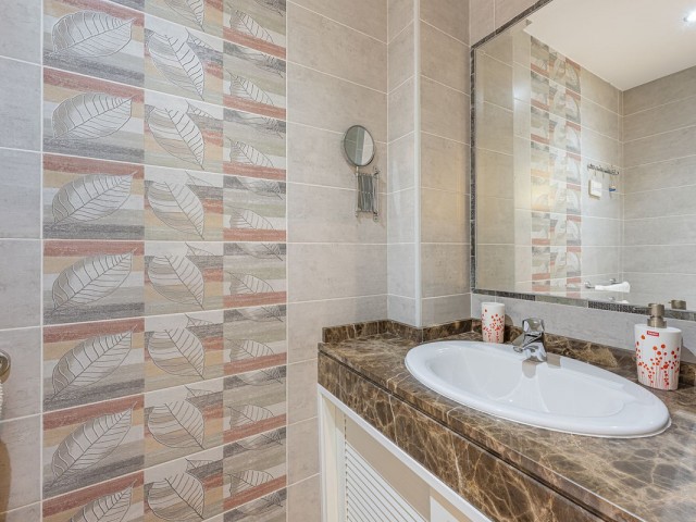 3 Slaapkamer Rijtjeshuis in Marbella