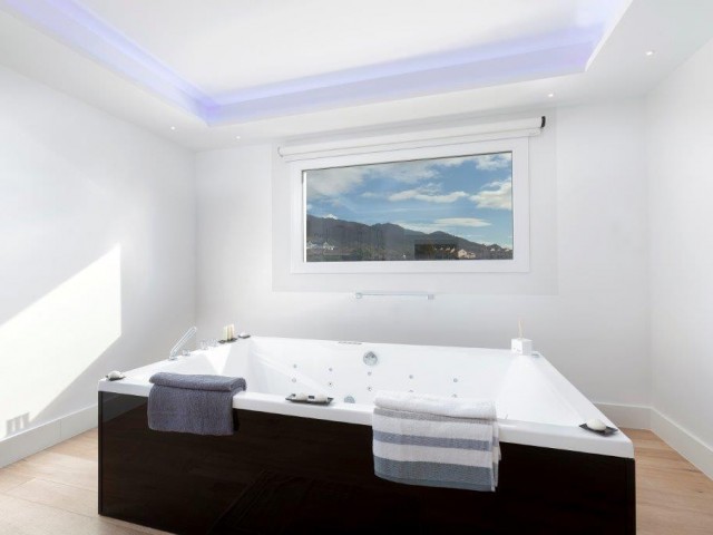 6 Sovrums Villa i Sierra Blanca