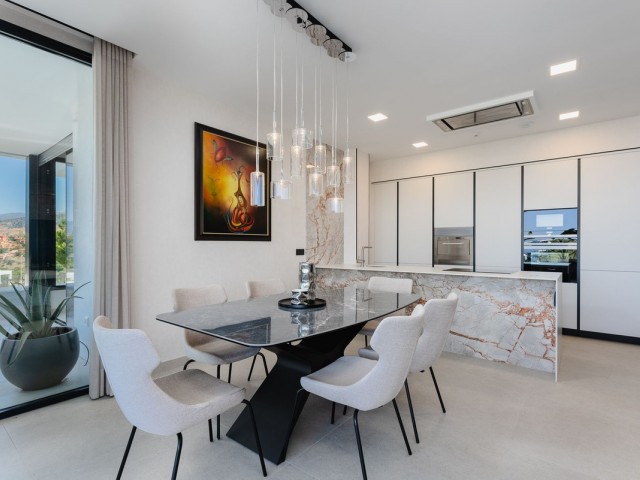 4 Schlafzimmer Apartment in Cabopino