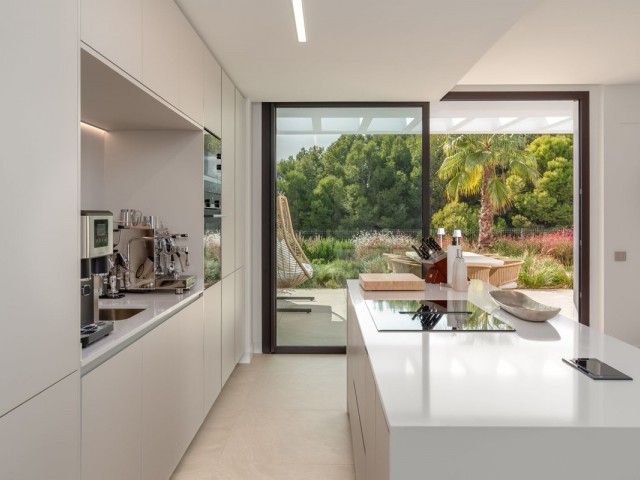 Villa con 4 Dormitorios  en Santa Clara