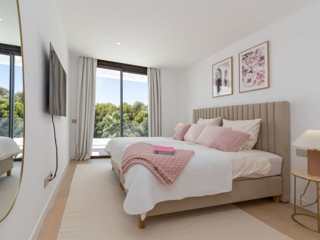 Villa con 4 Dormitorios  en Santa Clara