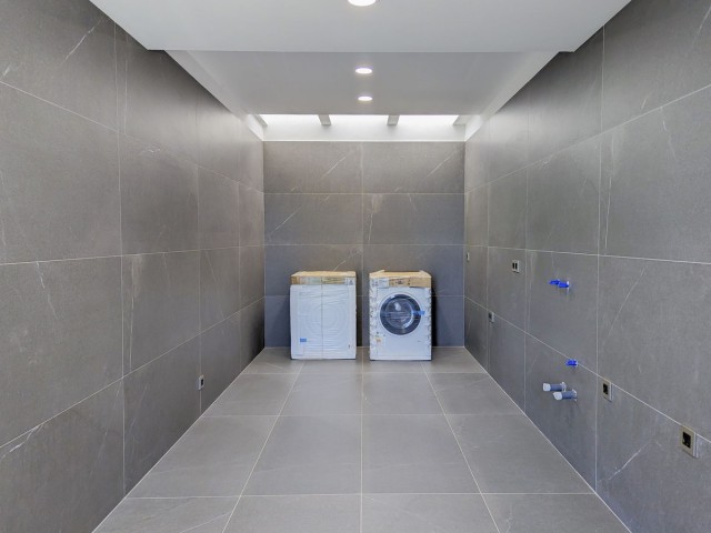 3 Bedrooms Villa in Benalmadena