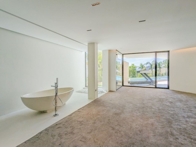 3 Bedrooms Villa in Benalmadena