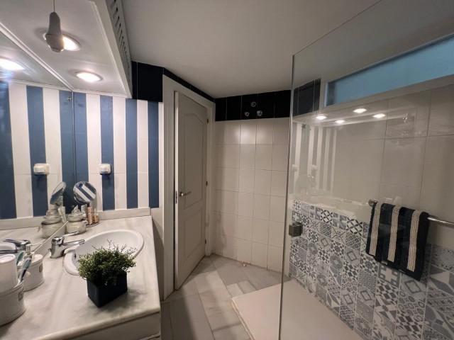 Apartamento con 1 Dormitorios  en Benalmadena