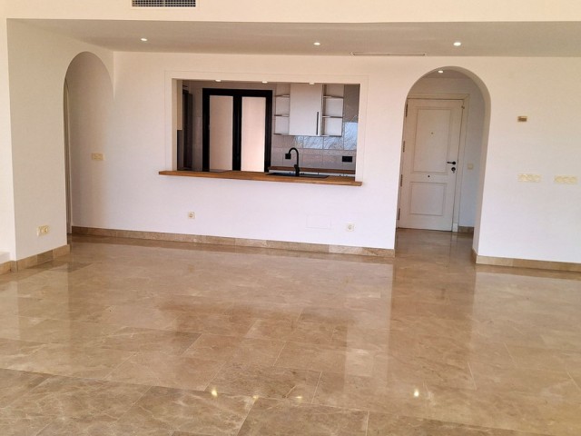 Penthouse in La Duquesa