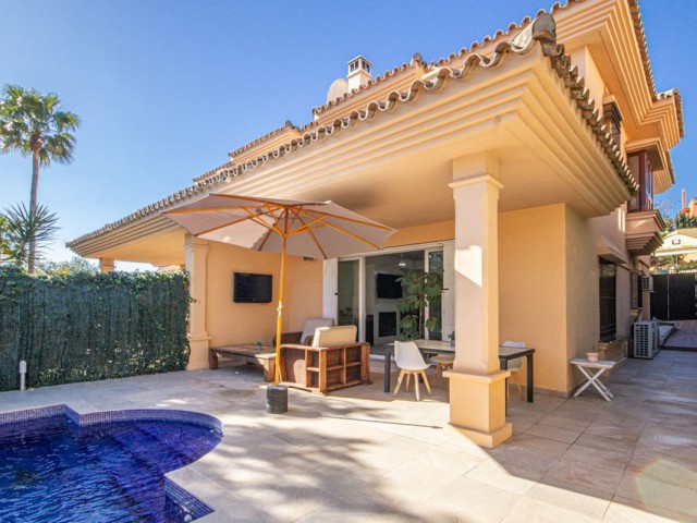 4 Bedrooms Villa in Riviera del Sol