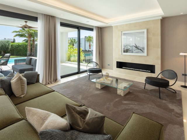 5 Schlafzimmer Villa in Nueva Andalucía