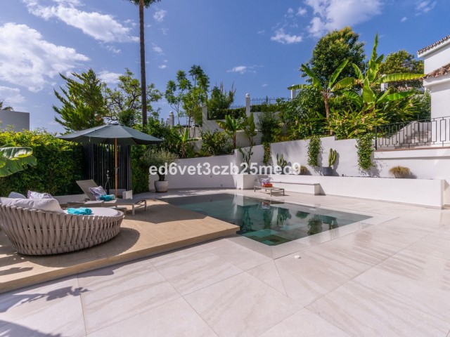 5 Soveroms Villa i Nueva Andalucía