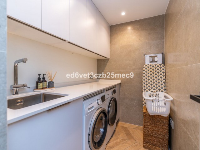 5 Soveroms Villa i Nueva Andalucía