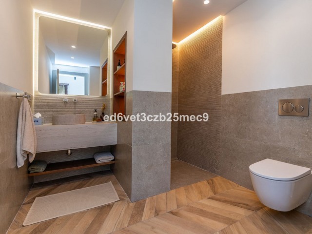 5 Soveroms Villa i Nueva Andalucía