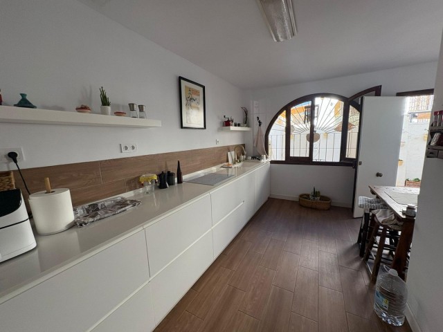4 Schlafzimmer Villa in La Colina