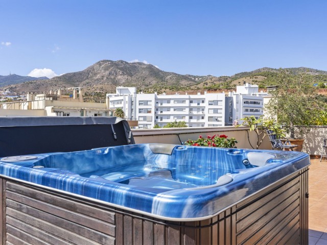 4 Bedrooms Apartment in Benalmadena