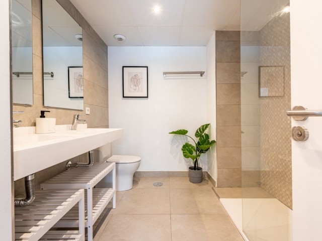 2 Bedrooms Apartment in Benahavís