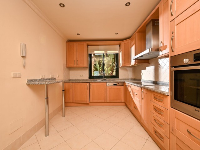 3 Bedrooms Apartment in Benahavís