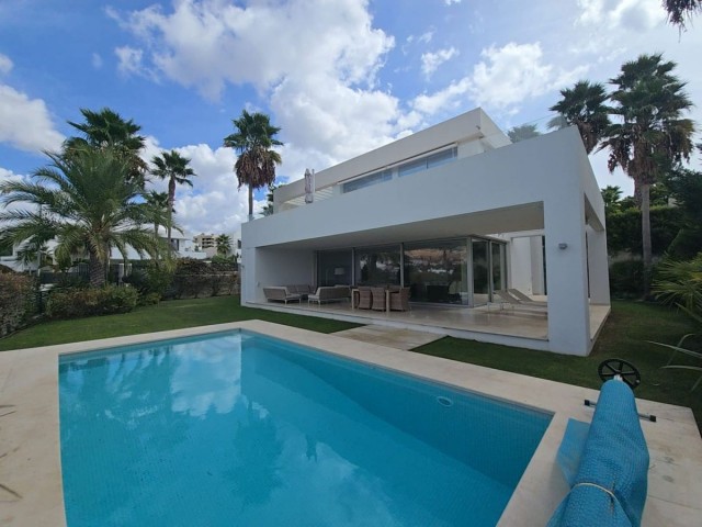 3 Bedrooms Villa in Río Real
