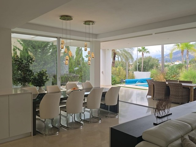 3 Bedrooms Villa in Río Real