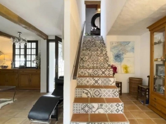 4 Bedrooms Villa in Mijas