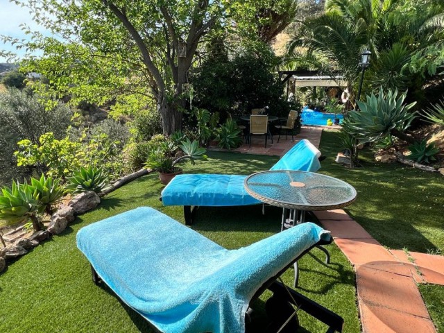 4 Bedrooms Villa in Mijas