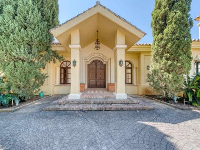 6 Makuuhuoneen Huvila La Zagaleta