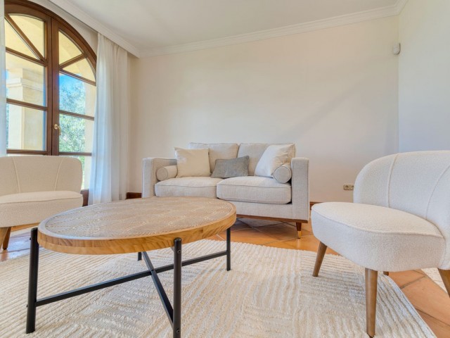 6 Makuuhuoneen Huvila La Zagaleta